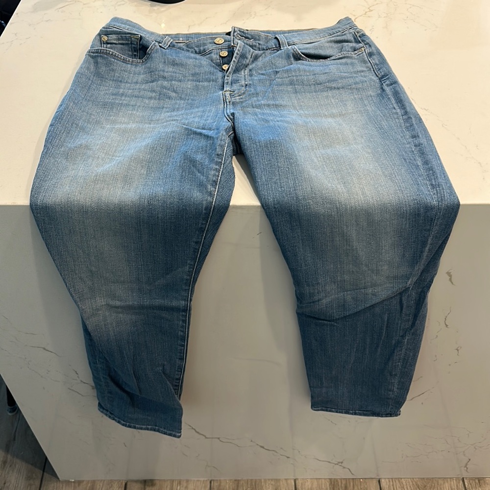 7 For All Mankind